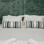 Lungomare Luxury Sea View Wlora