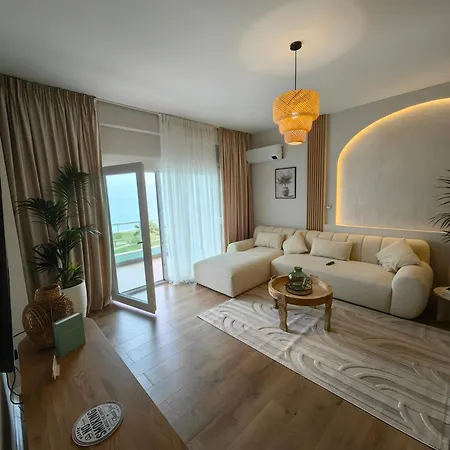 Apartament Lungomare Luxury Sea View *