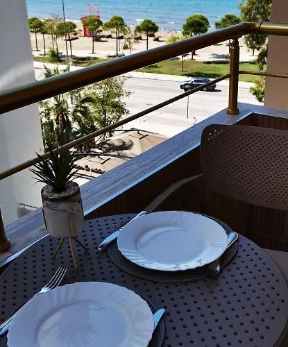 Lungomare Luxury Sea View *