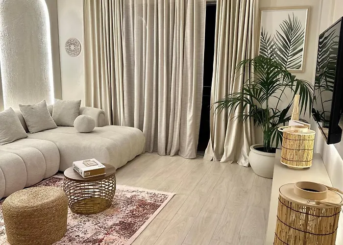 Lungomare Luxury Sea View * Vlorë