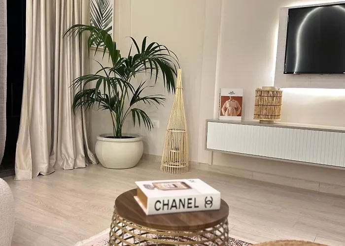 Lungomare Luxury Sea View Apartament Wlora