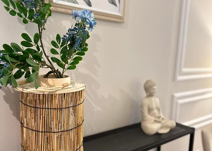 Lungomare Luxury Sea View * Wlora