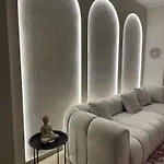 Lungomare Luxury Sea View * Vlorë