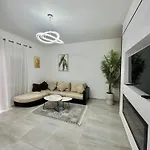Lungomare Luxury Sea View Vlore