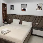 Lungomare Luxury Sea View Apartment