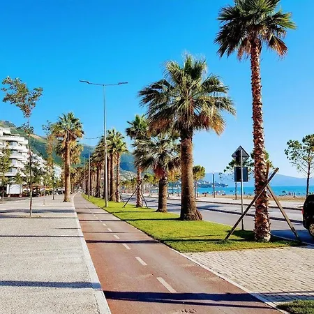 Lungomare Luxury Sea View Apartment