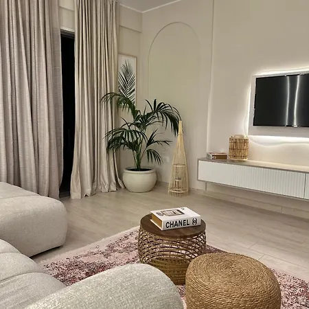 Lungomare Luxury Sea View Lägenhet Vlorë