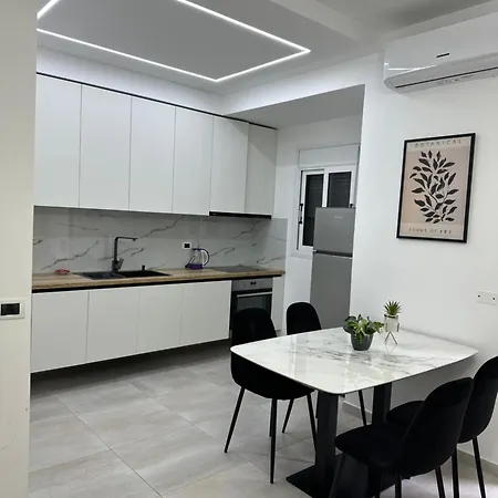 Apartment Lungomare Luxury Sea View Vlorë