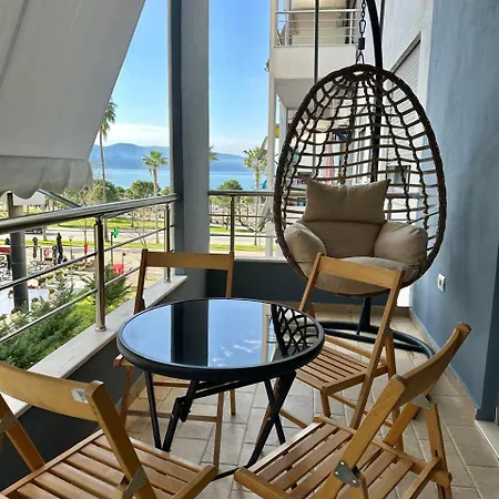 Lungomare Luxury Sea View Apartamento Vlorë