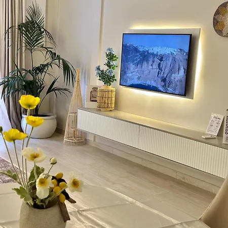 Lungomare Luxury Sea View Apartment