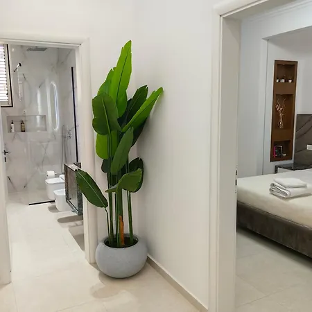 Lungomare Luxury Sea View Apartamento Vlorë