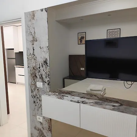 Lungomare Luxury Sea View Vlorë