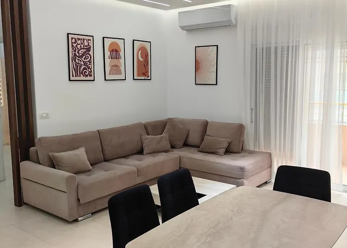 شقة Lungomare Luxury Sea View *
